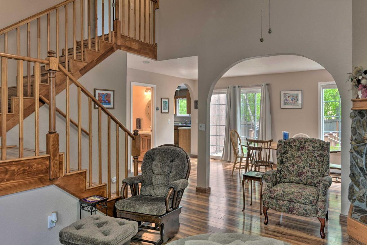 Pet Friendly Anchorage Retreat With Deck And Yard Exterior foto